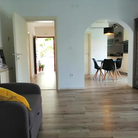 Gabi Apartment